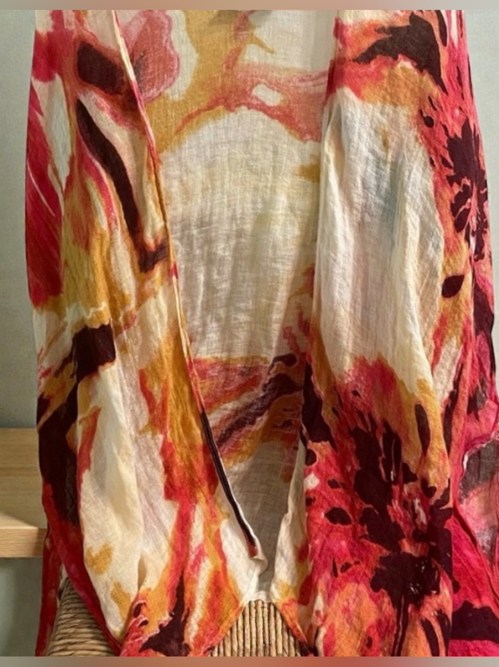 VTG Colorful Wrap - Picture 6 of 6